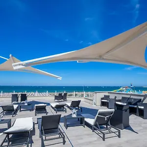 Baby 4*, Rimini Italie