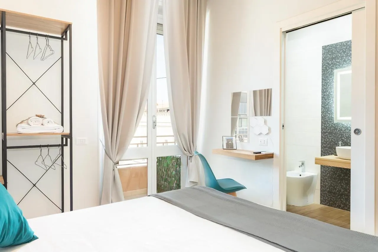 Gasthof Domus Laetitiae Rooms & Apartments Quartu SantʼElena